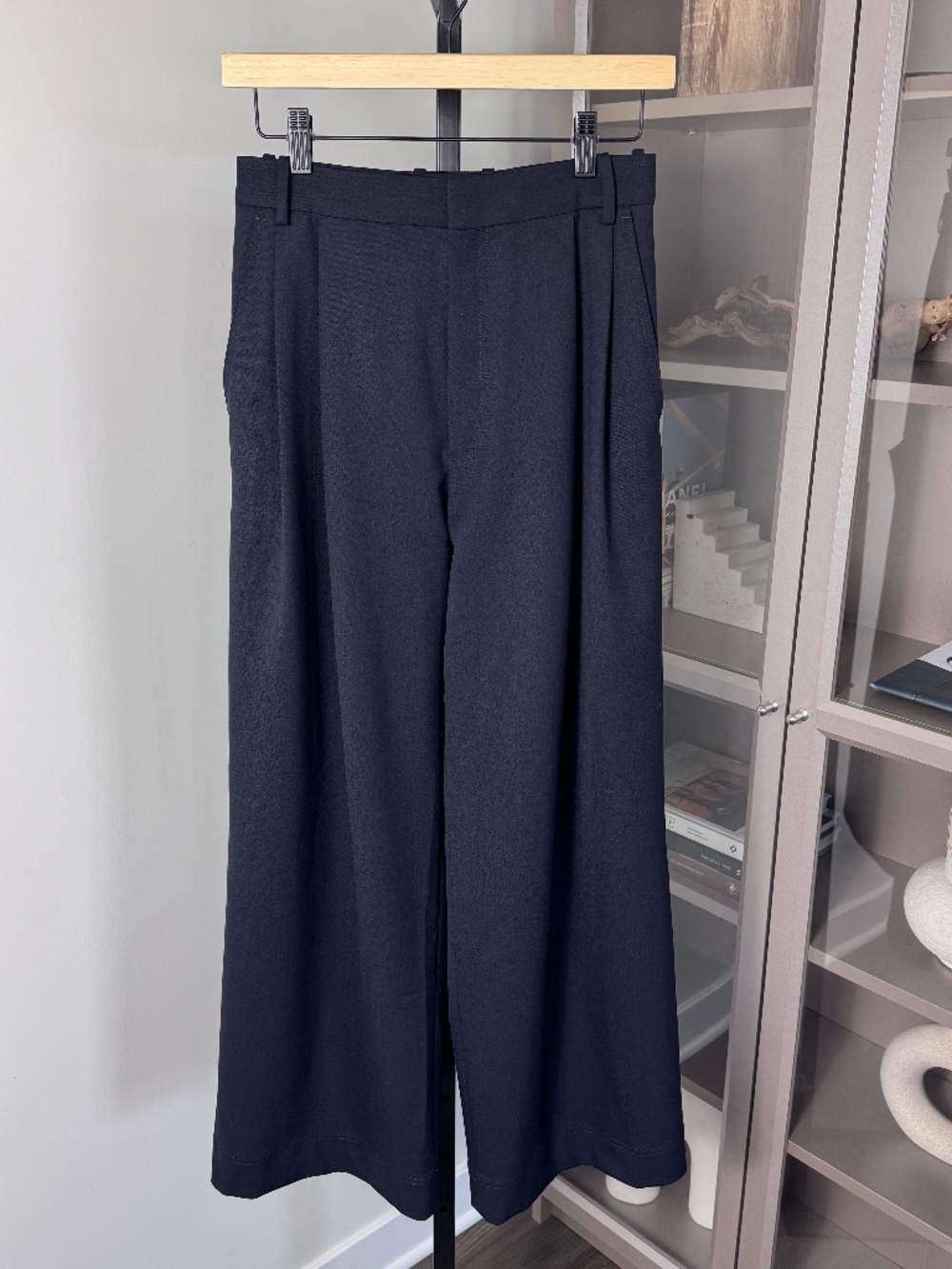 G. Label by Goop Navy Blue High Rise Pleated Trouser Italian Dress Pants 0